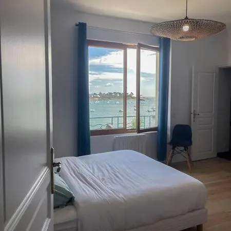 3p 70m2, Vue Mer, Et Port De Lomener *